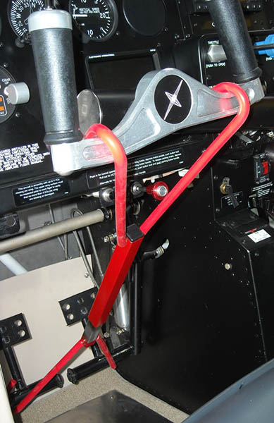 UNIVERSAL CONTROL LOCK Aircraft Spruce