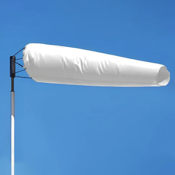 18 - 5 White Scotts Wndsck