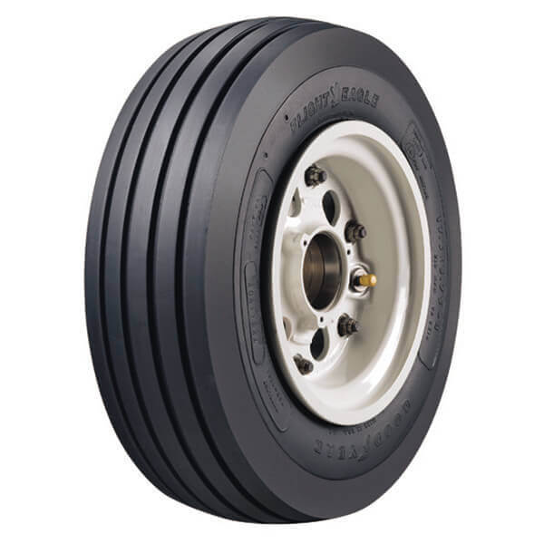 Goodyear Flight Leader 196K02B1 Tire - 19.5 X 6.75-8 10 Ply