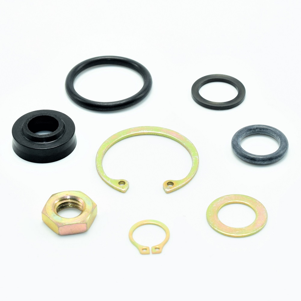 Plane Parts - Cm2000 / 96-380034-23 Beech Baron Brake Master 